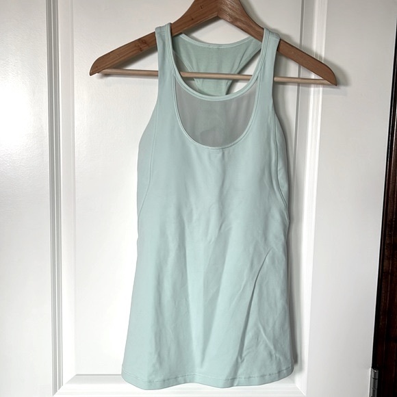 Lululemon Mesh With Me Tank - Picture 2 of 6